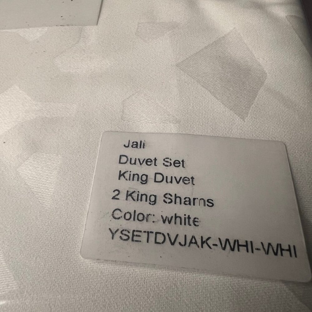 NWT $525 The Met x Ann Gish 3-PC Jali KING Duvet Cover / Shams SET - White - Picture 2 of 4